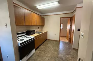 464 Elm St, Wyandotte, MI 48192 - Photo 23