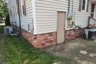 464 Elm St, Wyandotte, MI 48192 - Photo 9