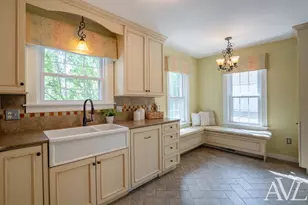 315 Bristol Ave NW, Grand Rapids, MI 49504 - Photo 13