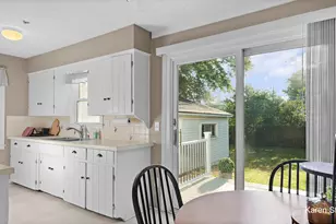 2836 Sharon Ave SW, Wyoming, MI 49519 - Photo 9