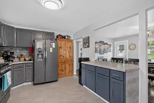 717 23rd St, Jackson, MI 49203 - Photo 9