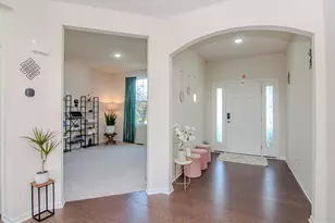 2574 Meadow Hills Dr, Ann Arbor, MI 48108 - Photo 7