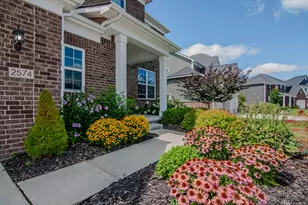 2574 Meadow Hills Dr, Ann Arbor, MI 48108 - Photo 3