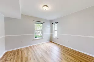 2718 S Knightsbridge Cir, Ann Arbor, MI 48105 - Photo 13