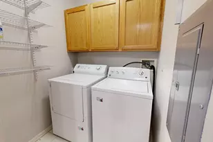 2718 S Knightsbridge Cir, Ann Arbor, MI 48105 - Photo 7