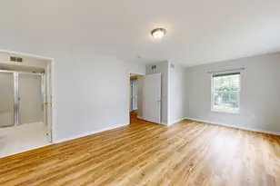2718 S Knightsbridge Cir, Ann Arbor, MI 48105 - Photo 11