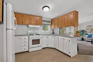 9440 Stetler Dr, Jackson, MI 49201 - Photo 13