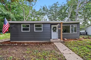 2410 Monterey Dr, Kalamazoo, MI 49004 - Photo 1