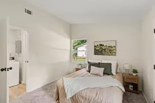 2410 Monterey Dr, Kalamazoo, MI 49004 - Photo 13