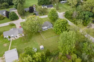 102 Sherwood Dr, Hastings, MI 49058 - Photo 29