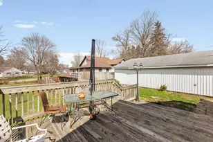 204 Terre Coupe St, Buchanan, MI 49107 - Photo 25