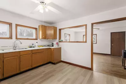 204 Terre Coupe Street, Buchanan, MI 49107 - Photo 9