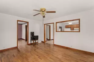 204 Terre Coupe St, Buchanan, MI 49107 - Photo 7