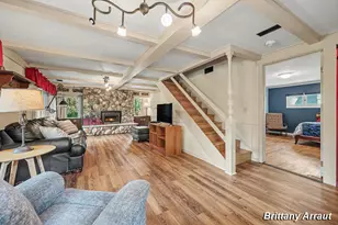 2027 Valentine St NE, Grand Rapids, MI 49525 - Photo 9