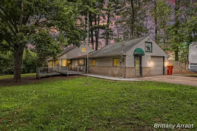 2027 Valentine Street NE, Grand Rapids, MI 49525 - Photo 3