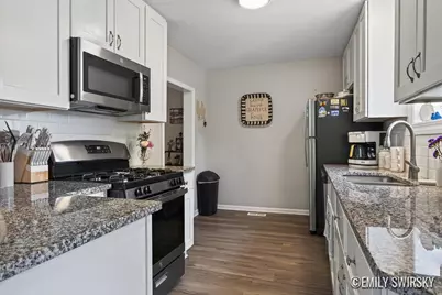 292 W Muskegon Street, Cedar Springs, MI 49319 - Photo 5