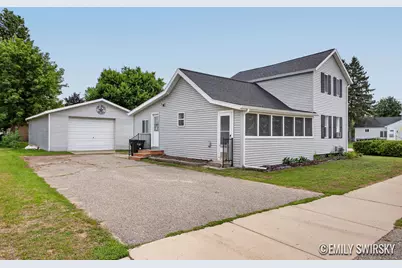 292 W Muskegon Street, Cedar Springs, MI 49319 - Photo 3