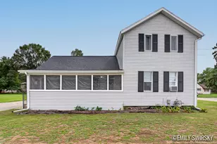 292 W Muskegon St, Cedar Springs, MI 49319 - Photo 1