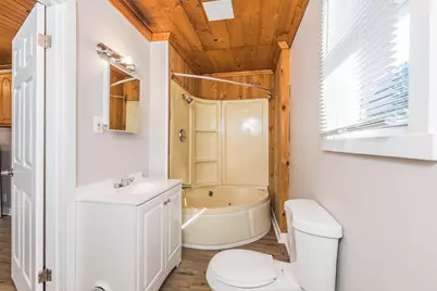 1122 3rd Street NW, Grand Rapids, MI 49504 - Photo 9