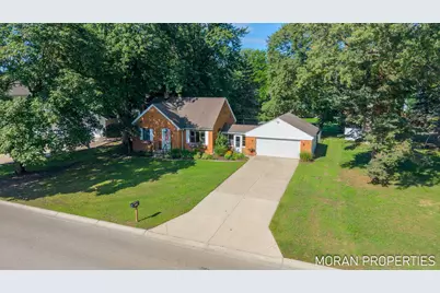 210 Hope Avenue, Holland, MI 49423 - Photo 35