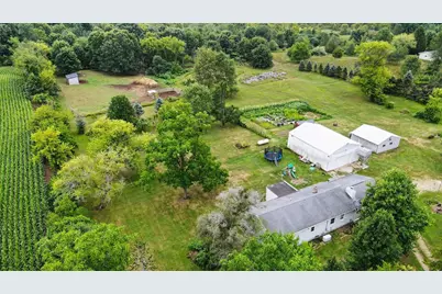 6678 11 1/2 Mile Road, Burlington, MI 49029 - Photo 21