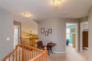 4823 N Ridgeside Cir, Ann Arbor, MI 48105 - Photo 11