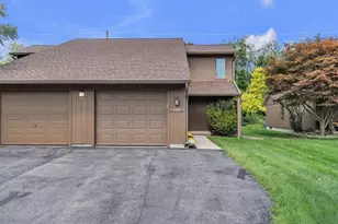 547 Park Pl, Saline, MI 48176 - Photo 3