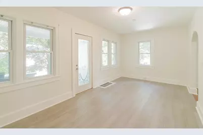 1054 Haines Street NW, Grand Rapids, MI 49504 - Photo 5