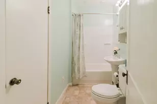1054 Haines St NW, Grand Rapids, MI 49504 - Photo 17