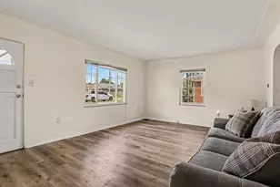 229 S 22nd Street S, Battle Creek, MI 49015 - Photo 5