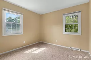 6197 Dunbarton St SE, Ada, MI 49301 - Photo 13