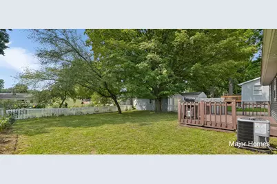 4863 Byron Center Avenue SW, Wyoming, MI 49519 - Photo 33