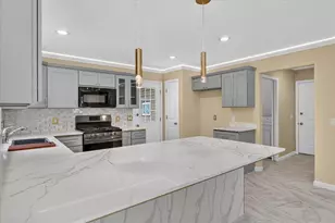 7521 Mac Arthur Ln, Portage, MI 49024 - Photo 13
