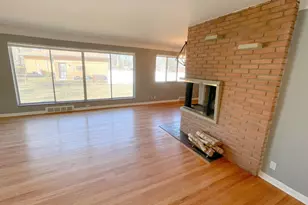 19016 Nadol Dr, Southfield, MI 48075 - Photo 9