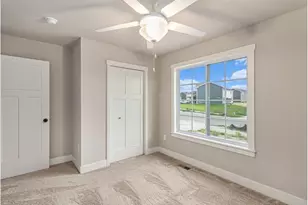 400 Carefree Ct, Niles, MI 49120 - Photo 13