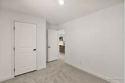 720 Park, Howard City, MI 49329 - Photo 15