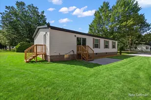 720 Park, Howard City, MI 49329 - Photo 29