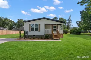 720 Park, Howard City, MI 49329 - Photo 27