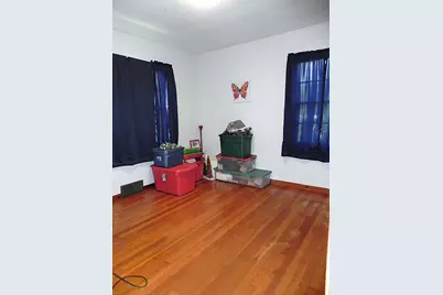 329 N Lakeview Avenue, Sturgis, MI 49091 - Photo 7