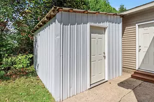 516 Evart St, Cadillac, MI 49601 - Photo 17