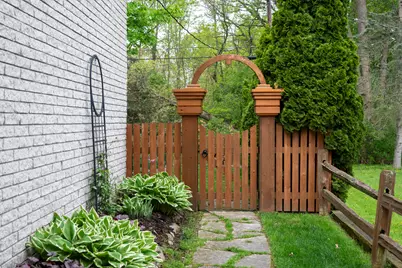4546 Rohr Road, Lake Orion, MI 48359 - Photo 27