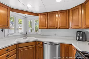 4072 Lila St SW, Grandville, MI 49418 - Photo 11