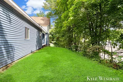 315 N Bridge Street, Belding, MI 48809 - Photo 23