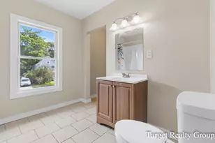 2129 Stafford Ave SW, Grand Rapids, MI 49507 - Photo 23