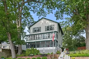 77 Park Ave, South Haven, MI 49090 - Photo 1