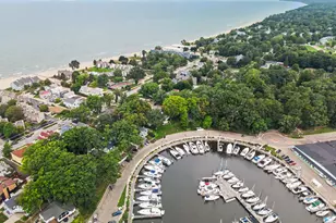 77 Park Ave, South Haven, MI 49090 - Photo 43