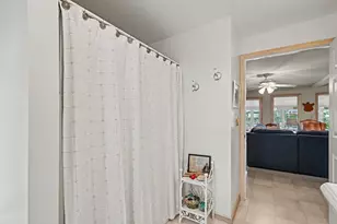 77 Park Ave, South Haven, MI 49090 - Photo 15