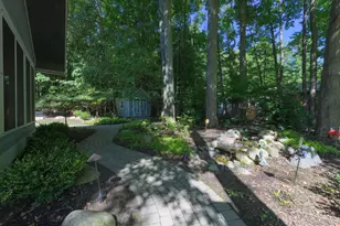 848 W Center St, Douglas, MI 49406 - Photo 13