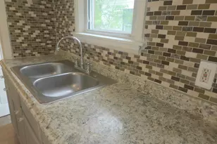 19483 Rosemont Ave, Detroit, MI 48219 - Photo 9