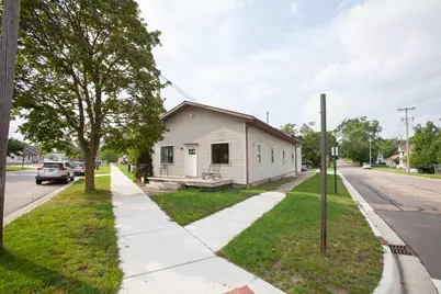 29 Monroe Street, Hillsdale, MI 49242 - Photo 25